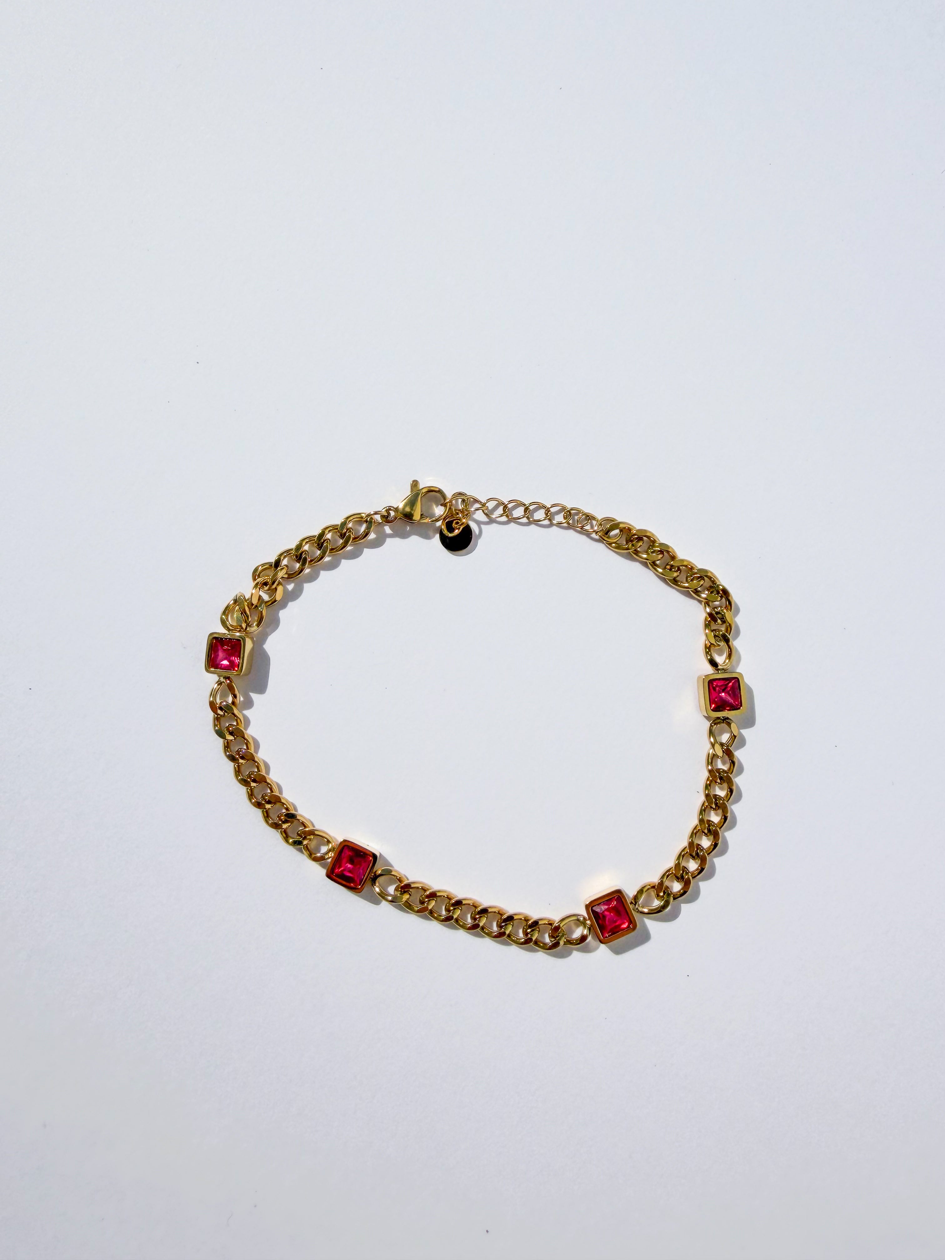 Pulseira Corrente Dourada & Zircónias Fúcsia em Aço Inoxidável