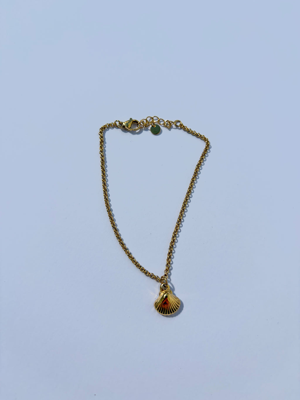 Pulseira Concha Dourada em Aço Inoxidável